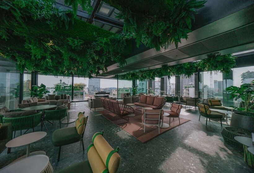 هتل Hyatt Centric Milan Centrale