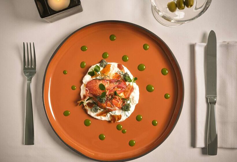 هتل Hyatt Centric Milan Centrale