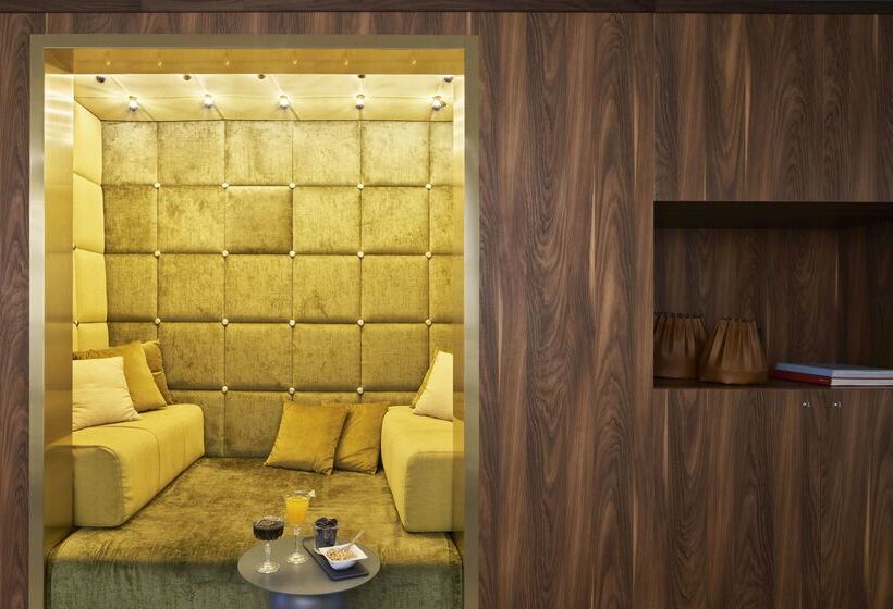 هتل Hyatt Centric Milan Centrale