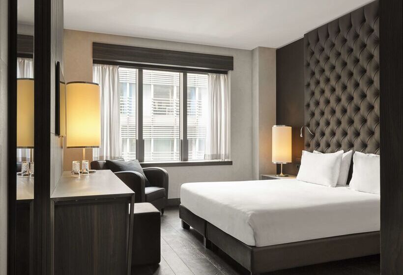 هتل Hyatt Centric Milan Centrale