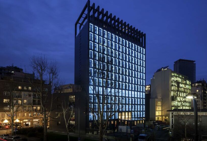 هتل Hyatt Centric Milan Centrale