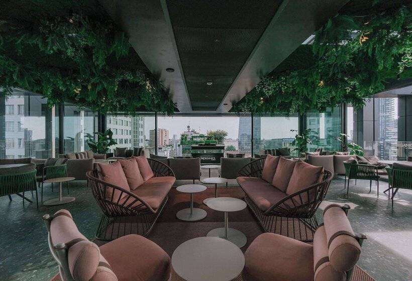 هتل Hyatt Centric Milan Centrale