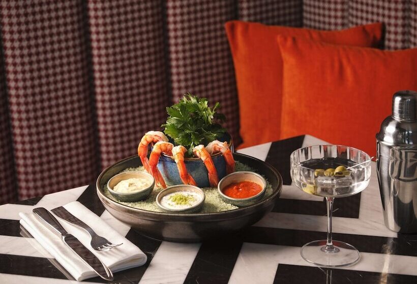 هتل Hyatt Centric Milan Centrale