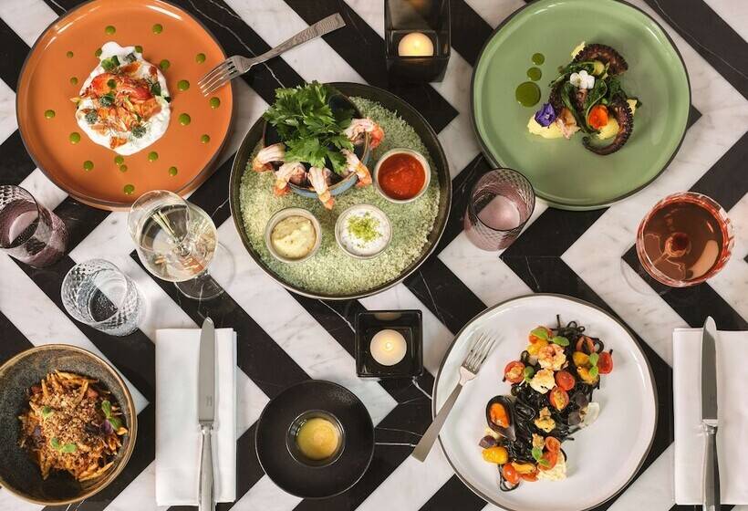 هتل Hyatt Centric Milan Centrale