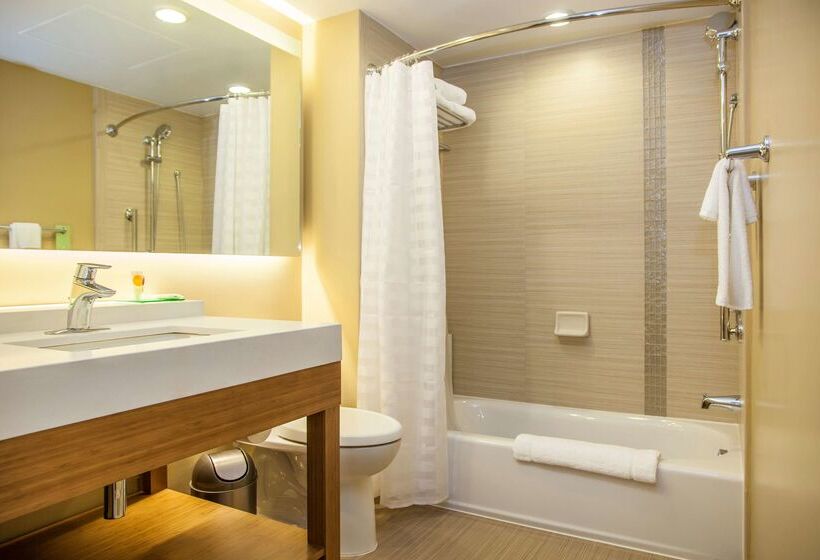 Отель Courtyard By Marriott La Paz Baja California Sur