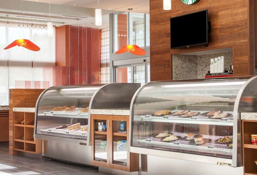 Отель Courtyard By Marriott La Paz Baja California Sur