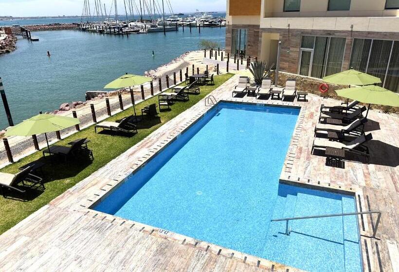 Отель Courtyard By Marriott La Paz Baja California Sur