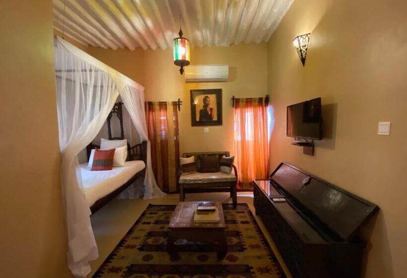 هتل Jafferji House