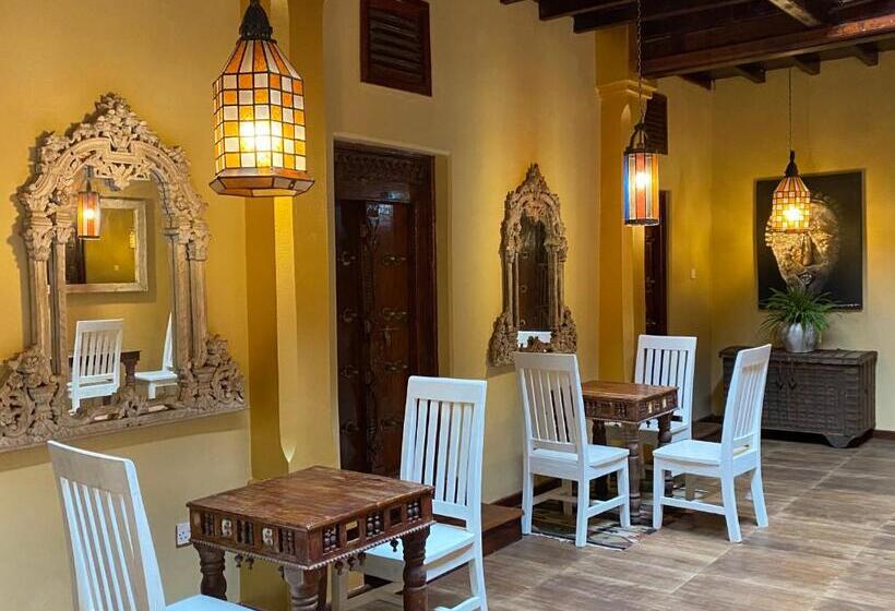 هتل Jafferji House