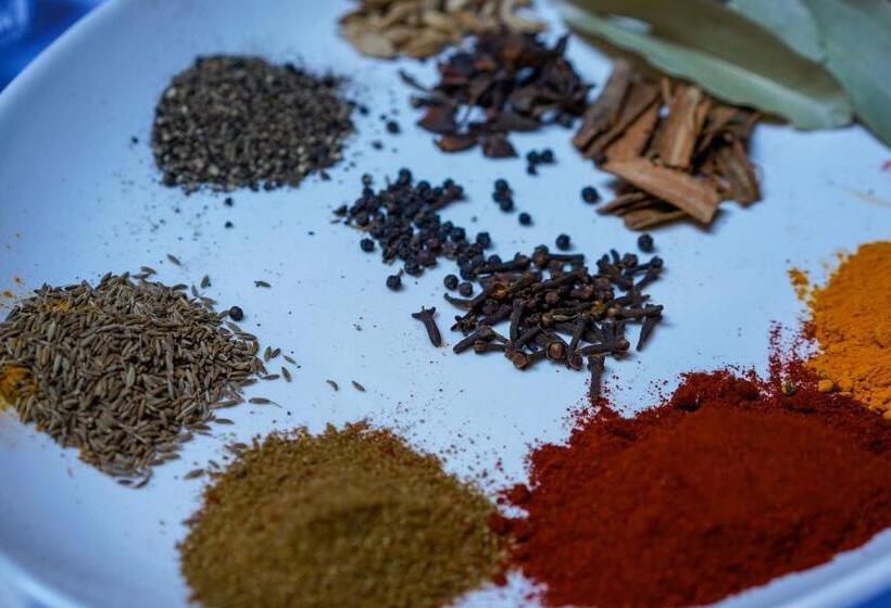 هتل Jafferji House