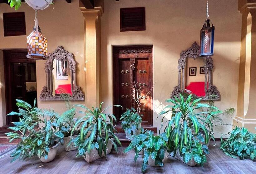 هتل Jafferji House