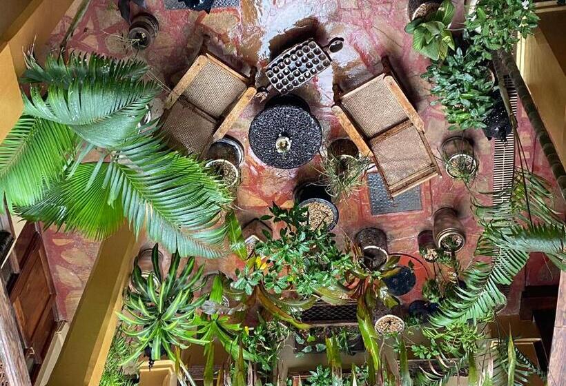 هتل Jafferji House