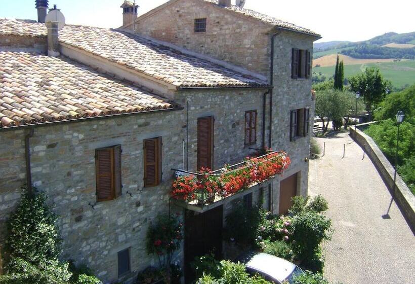 هتل La Rocca Dei Malatesta