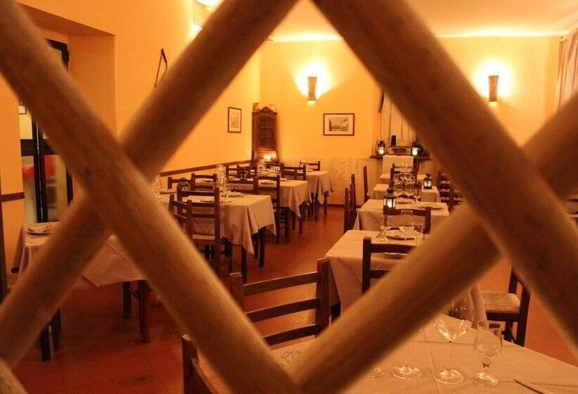 هتل La Rocca Dei Malatesta