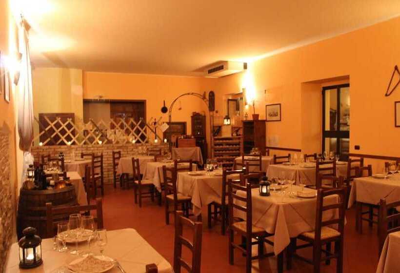 هتل La Rocca Dei Malatesta