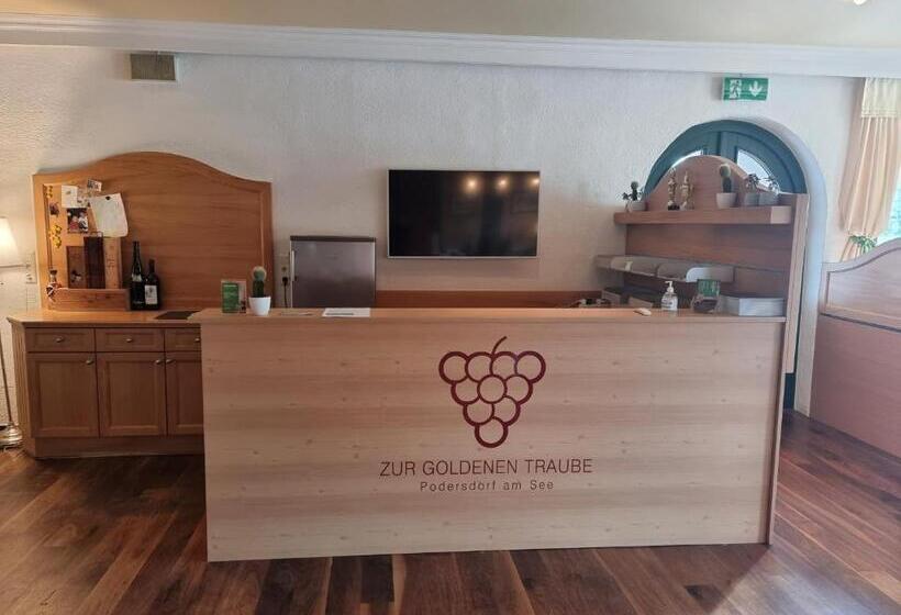 Отель Landgasthof Zur Goldenen Traube