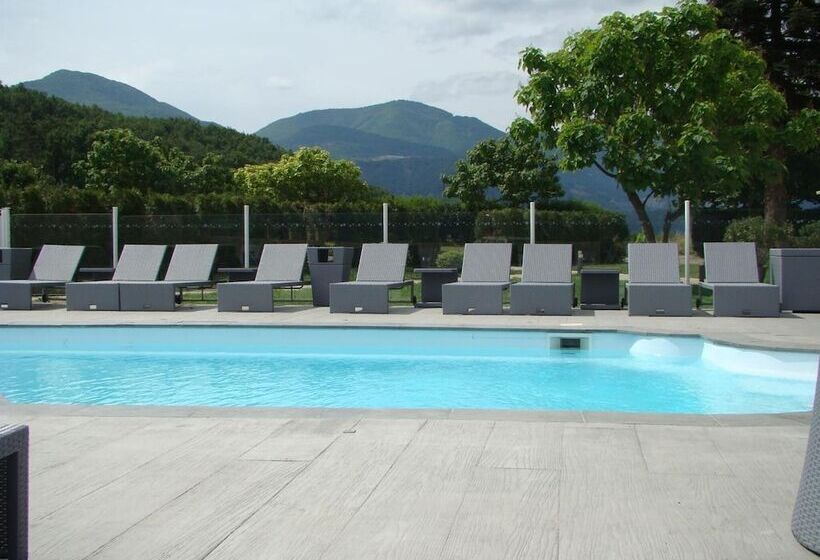 בית מלון כפרי Le Mas D'estello