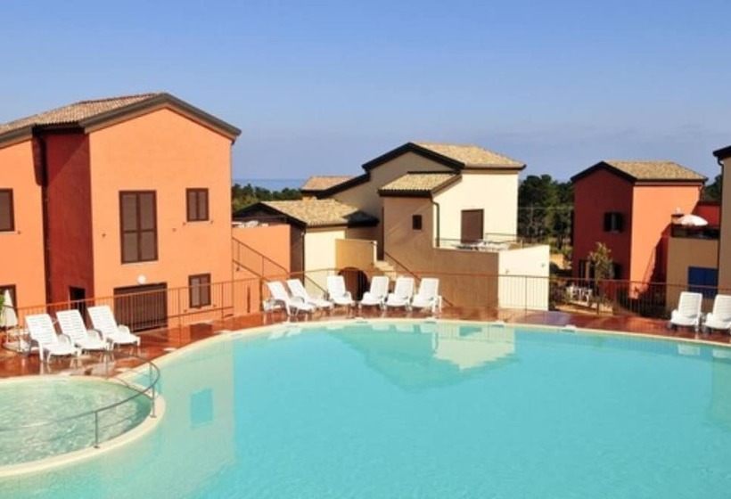 ホテル Les Terrasses De Lozari