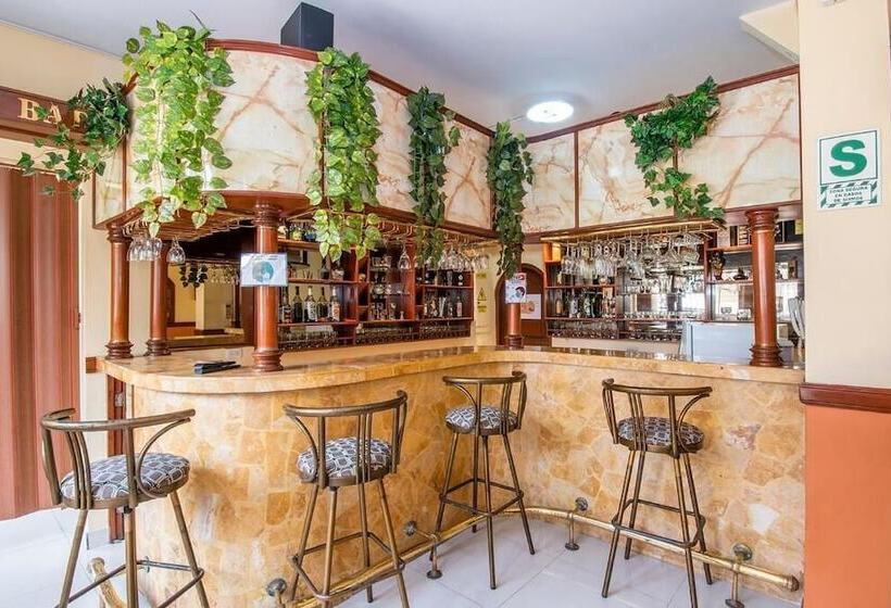 Отель Manhattan Inn Airport