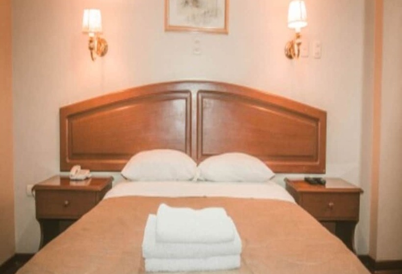 Отель Manhattan Inn Airport