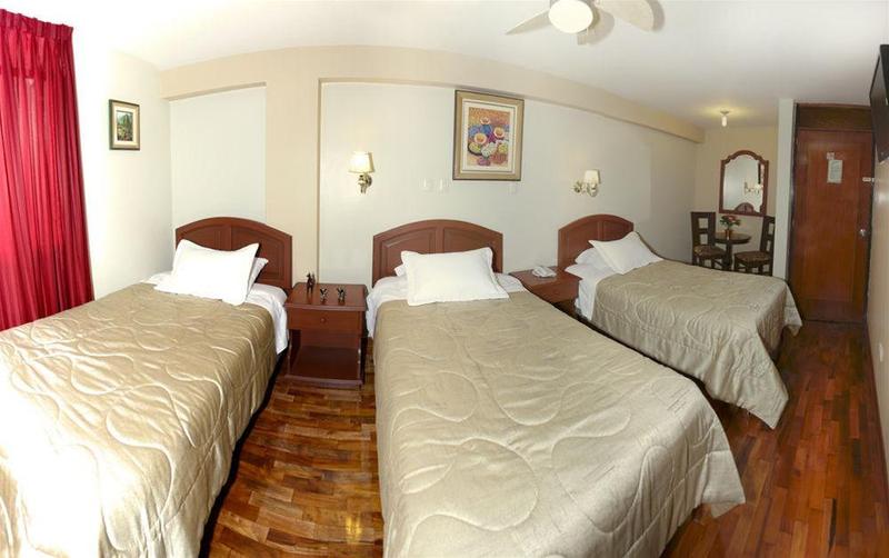 Отель Manhattan Inn Airport