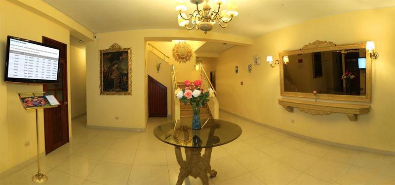 Отель Manhattan Inn Airport