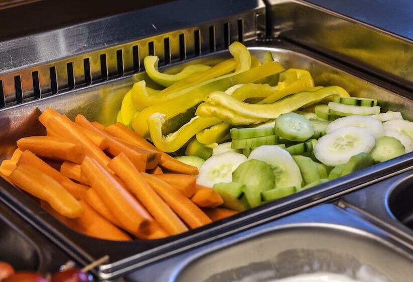 Отель Meridiana