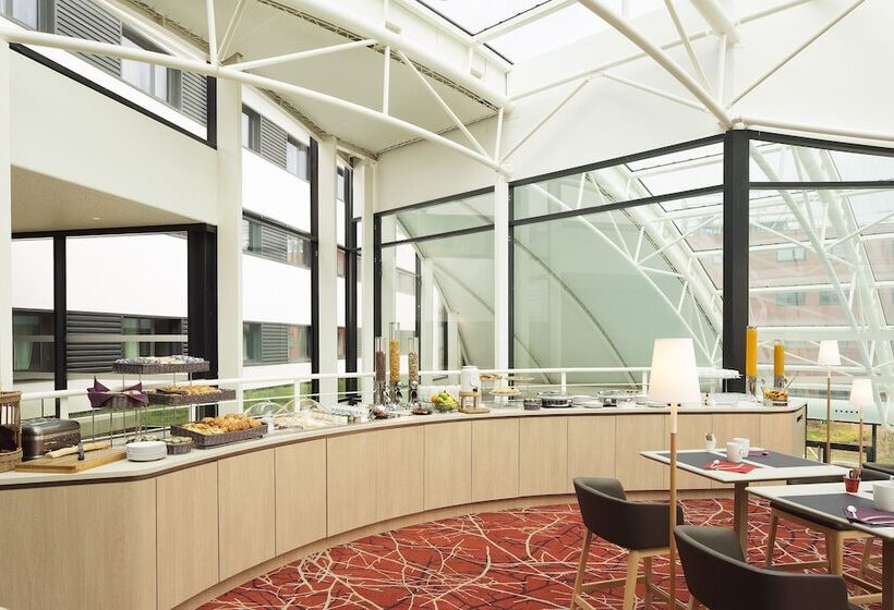 בית מלון כפרי Oceania Paris Roissy Cdg