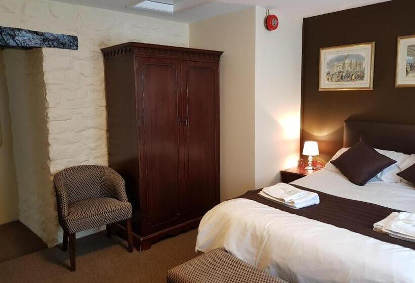 Отель Old George