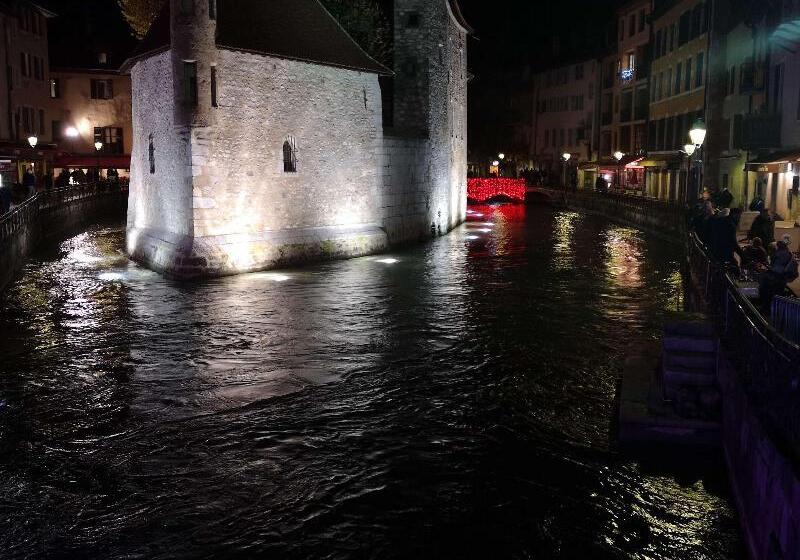 호텔 Premiere Classe Annecy Cran Gevrier