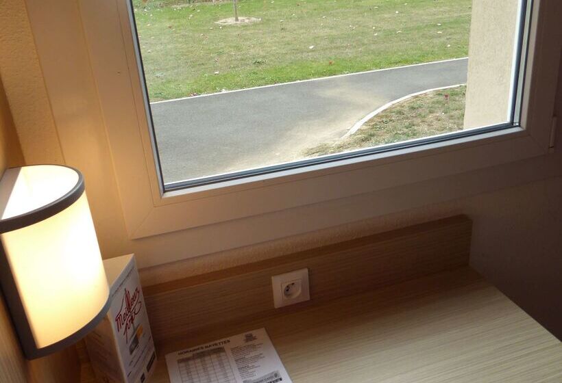 فندق Premiere Classe  Roissy  Aeroport Cdg  Le Mesnilamelot