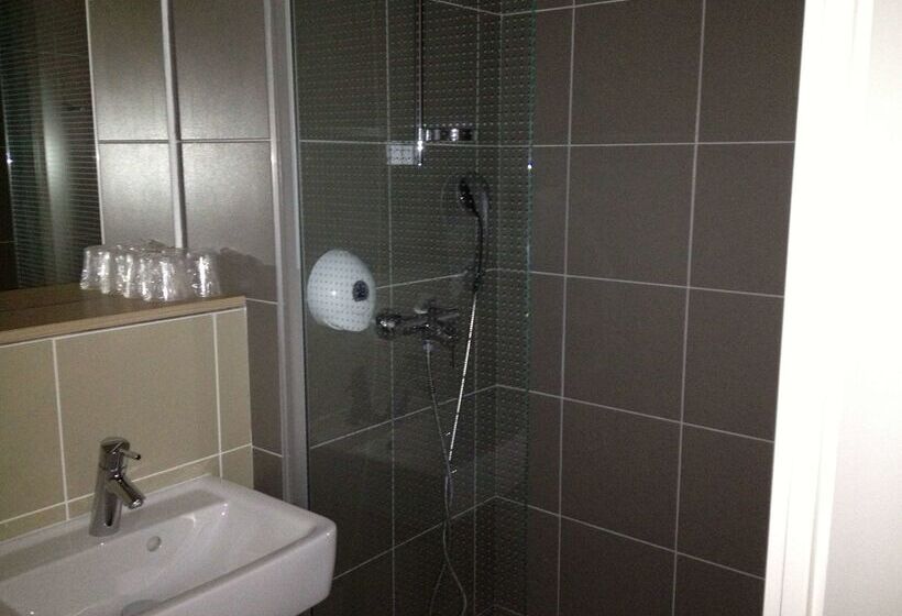 فندق Premiere Classe  Roissy  Aeroport Cdg  Le Mesnilamelot