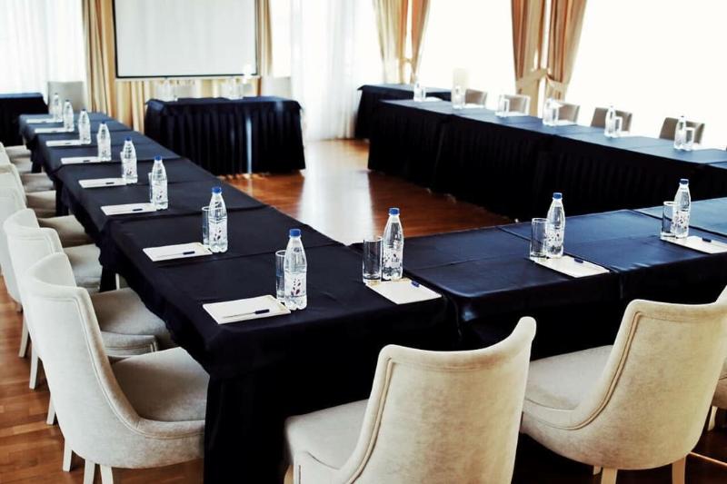 فندق Prestige  Tirana