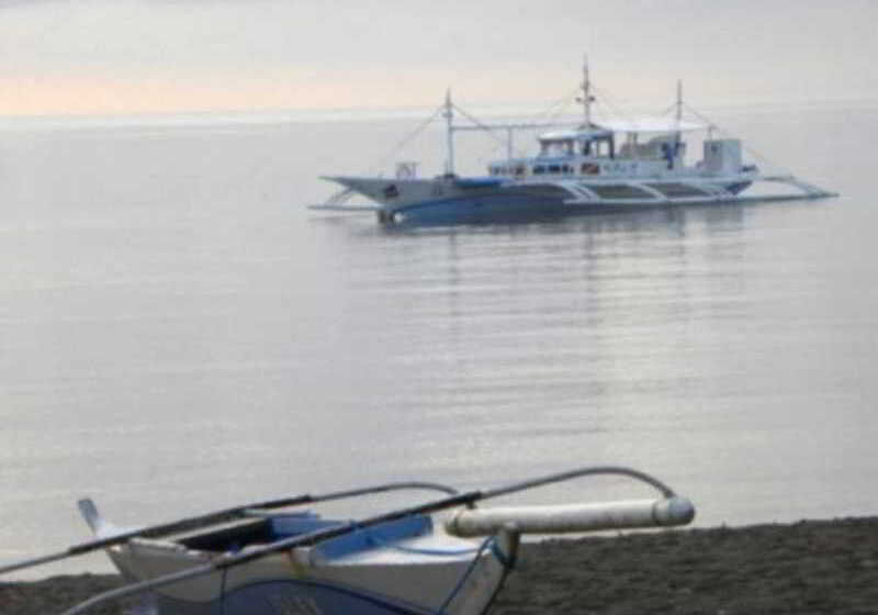 هتل Pura Vida Beach & Dive Resort