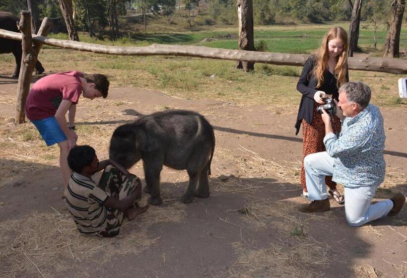 호텔 Red Earth Kabini