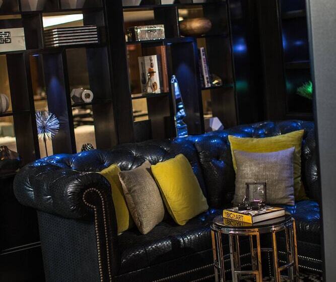 בית מלון כפרי Renaissance Cincinnati Downtown