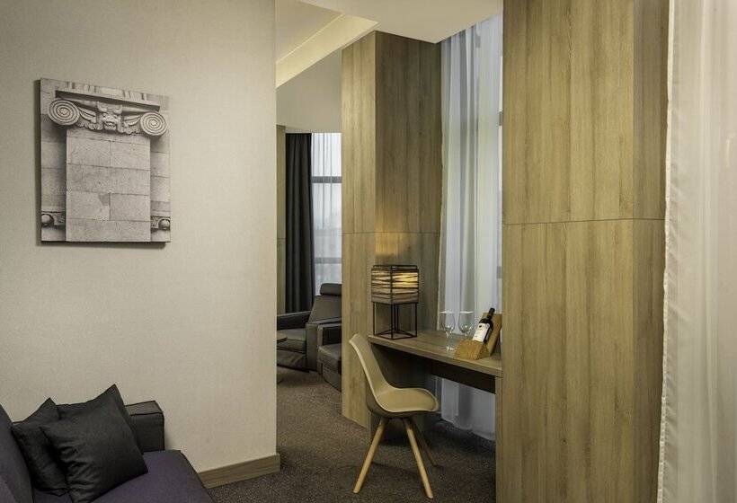 Republica Hotel Yerevan