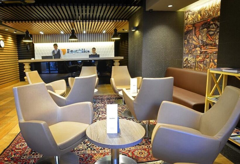 Republica Hotel Yerevan