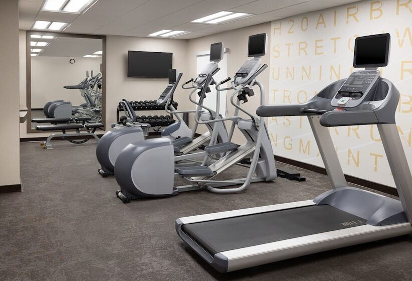 هتل Residence Inn By Marriott Columbus Polaris