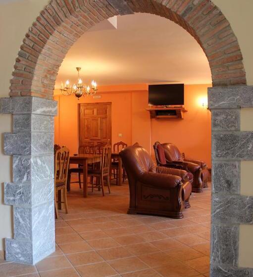 هتل روستایی Posada Sobrevilla