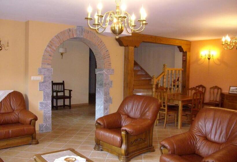 هتل روستایی Posada Sobrevilla