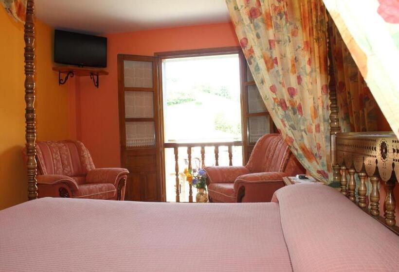 هتل روستایی Posada Sobrevilla