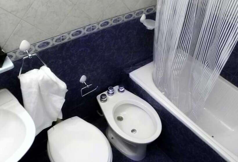 هتل Santiago Building