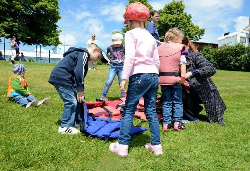 בית מלון כפרי Senec Aqua Resort