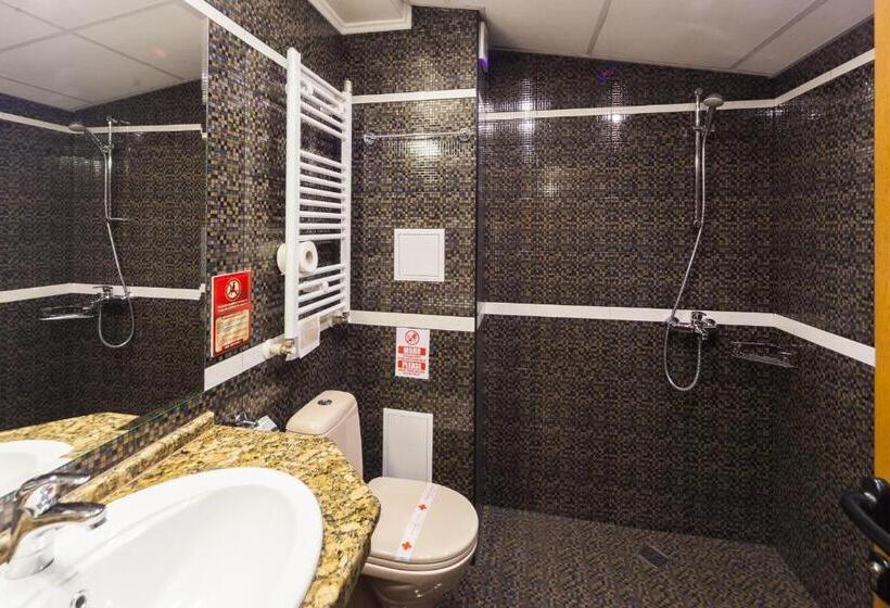 בית מלון כפרי Sevastokrator Relax & Congress