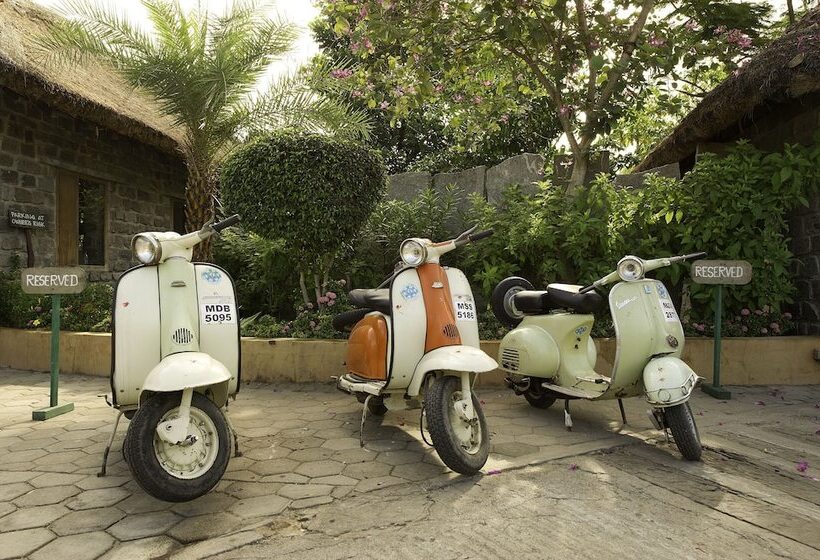 בית מלון כפרי Sparsa Resort Thiruvanamalai