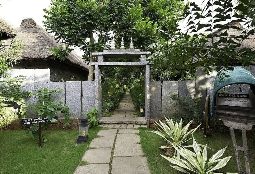 בית מלון כפרי Sparsa Resort Thiruvanamalai