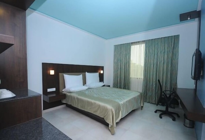 호텔 Srinivas Saffron