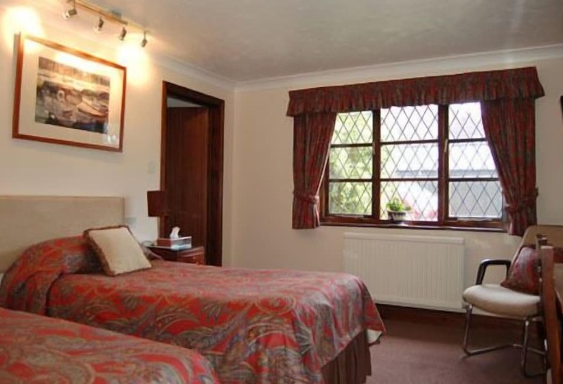 Отель Strenneth