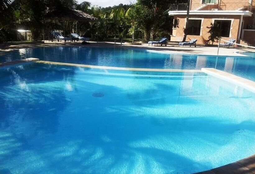 בית מלון כפרי Sunny Golf